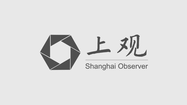然出现了“无人驾驶”的汽车～k8凯发国际凌晨的小区门口居(图1)